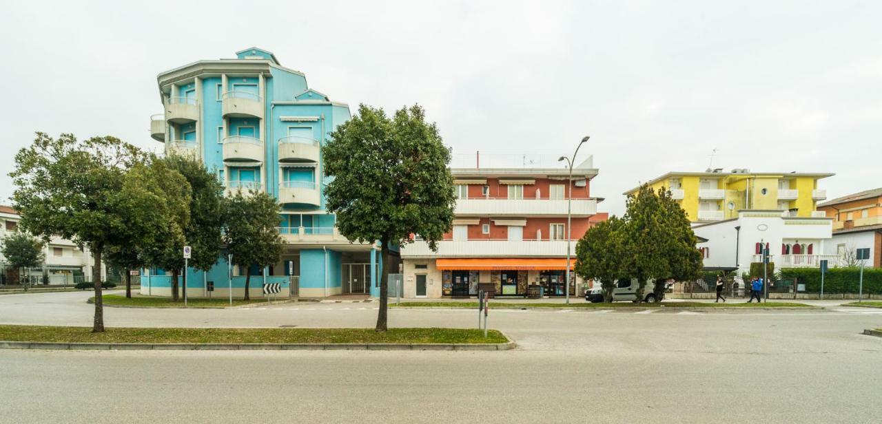 Appartamento A Pochi Passi Dal Mare Каорле Екстериор снимка